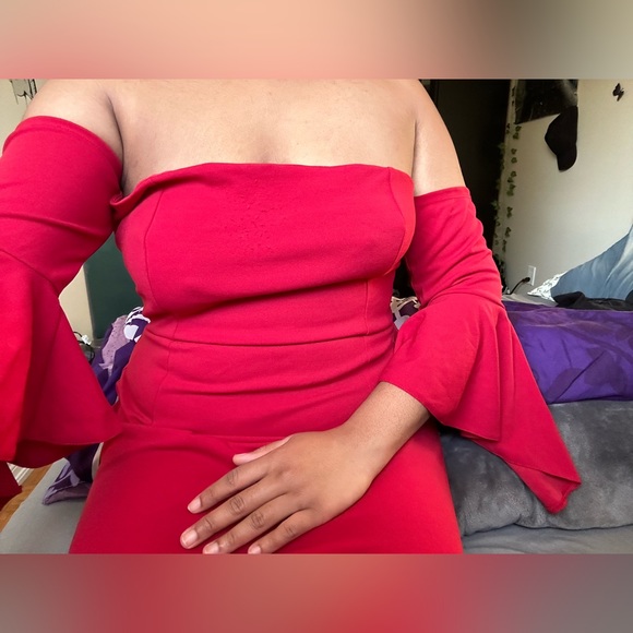 Plus Red Elegant Off The Shoulder Dress - Picture 2 of 7